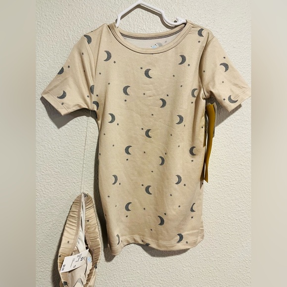 Cloud Island Toddler Moon & Stars Two Piece Pajama Set Tan Oeko Tex Size 5T - Picture 2 of 8